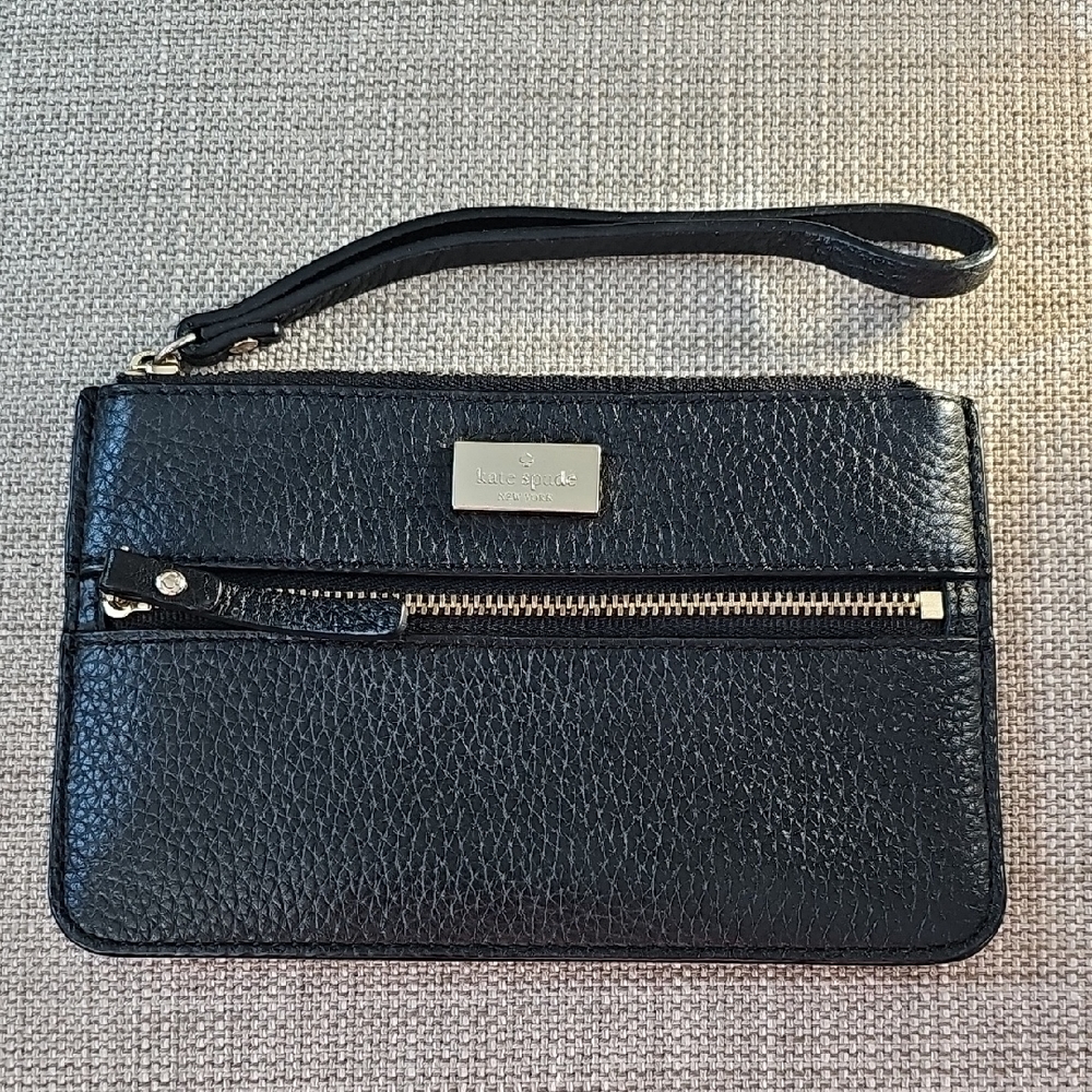 Kate Spade Black Wristlet